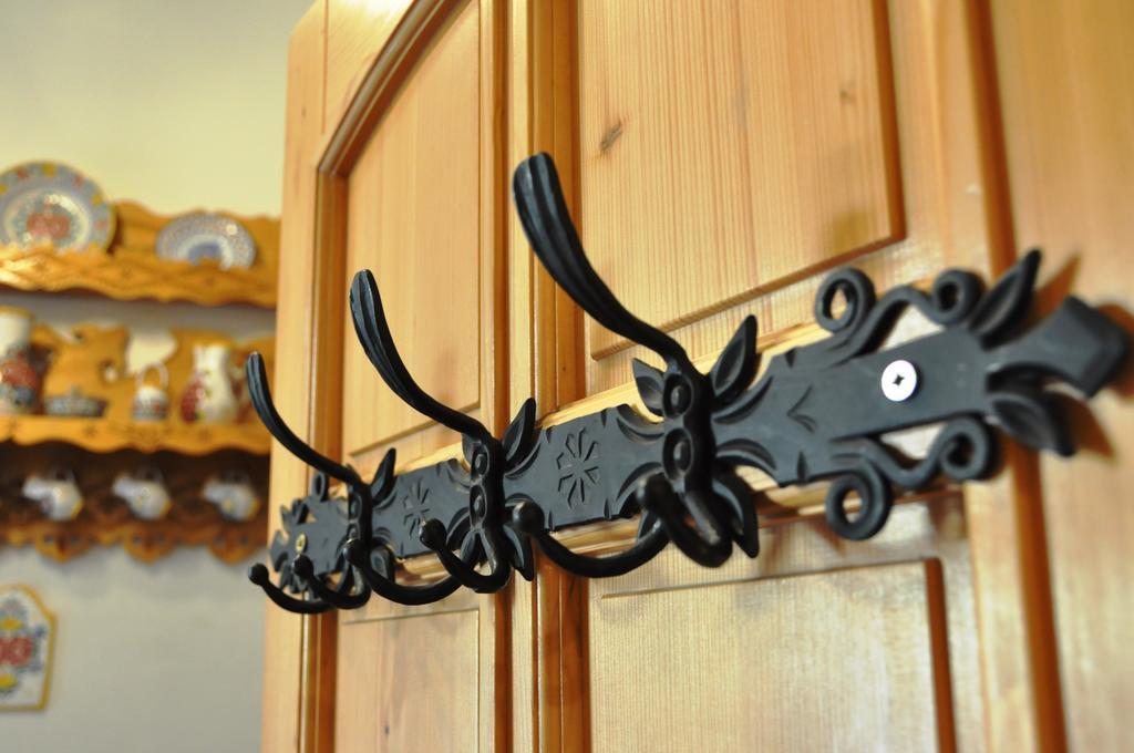 Traditional Slovak Apartment Братислава Екстер'єр фото